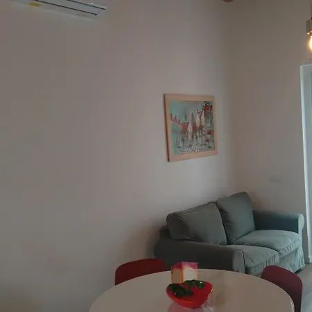 Casas Albano 2 *