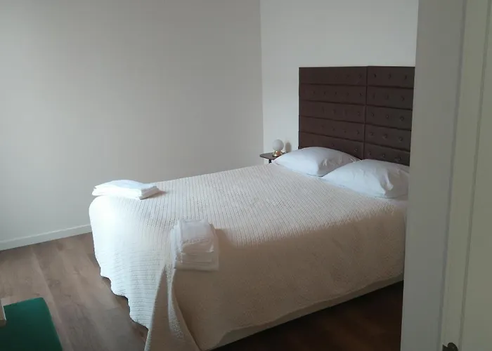Appartement Casas Albano 2 *